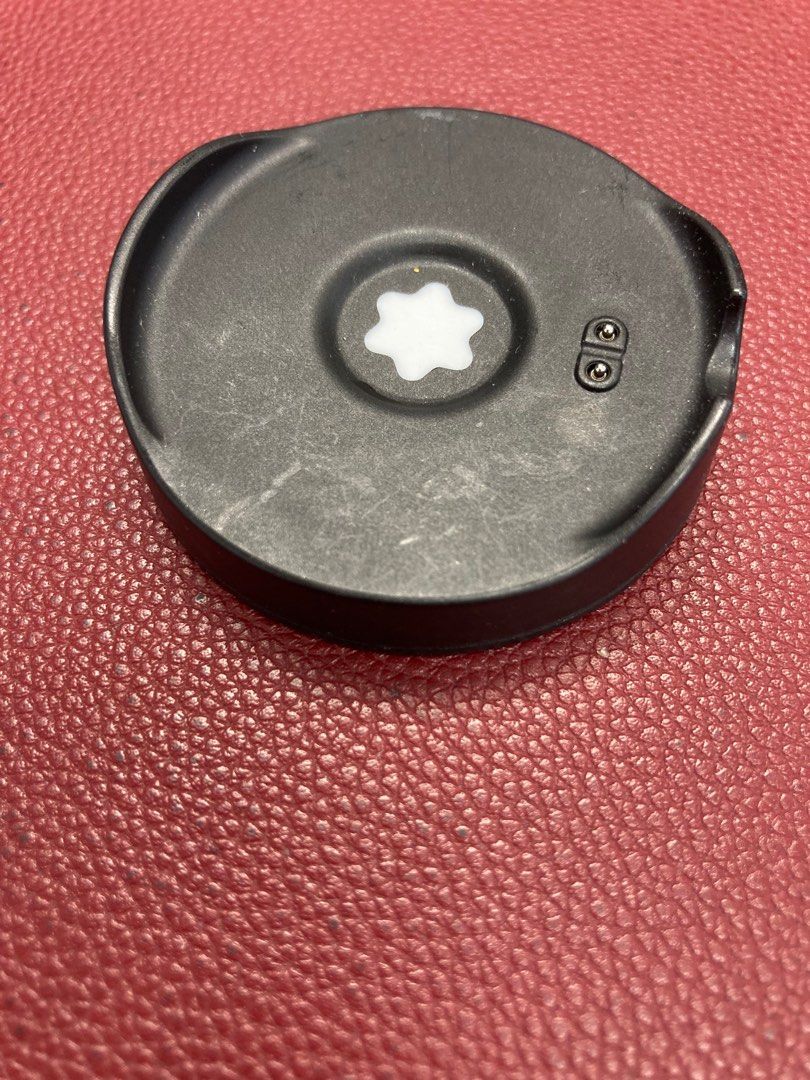 Montblanc summit 1 charger top