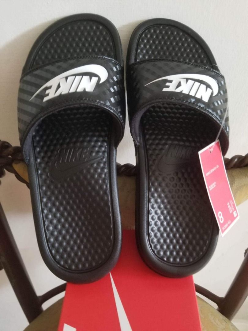 nike shoes slide on