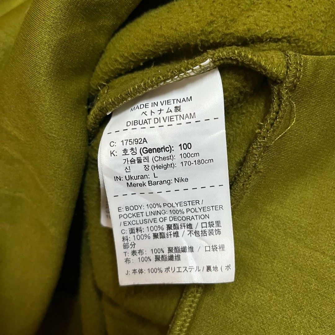 Nike Therma Rip N Tear Hoodie Men s Fashion Tops Sets Hoodies