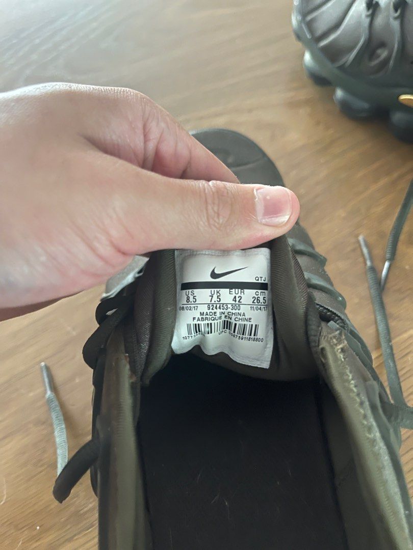 vm nike sneakers