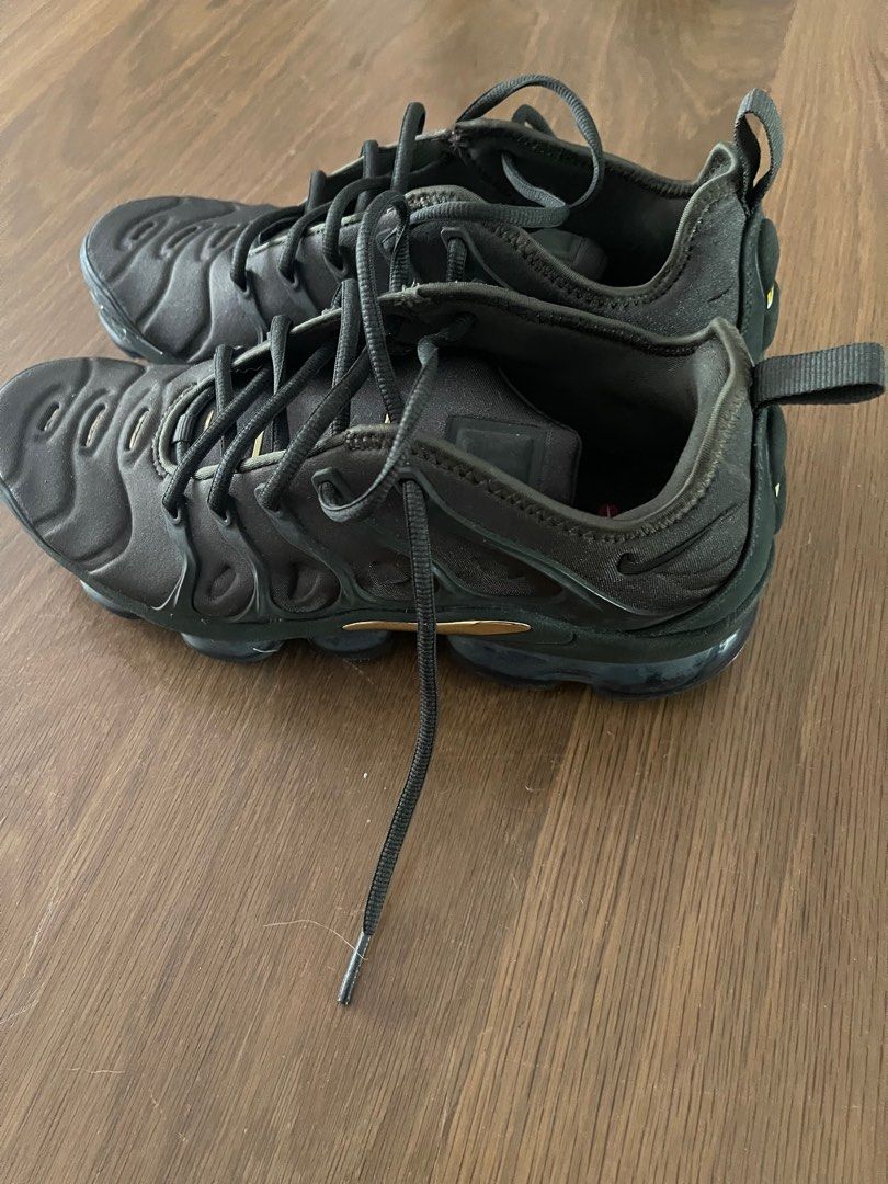 vm nike sneakers