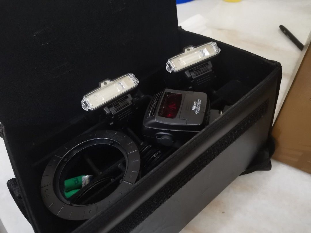 Nikon R1C1 Macro Flash Kit, Photography, Photography Accessories