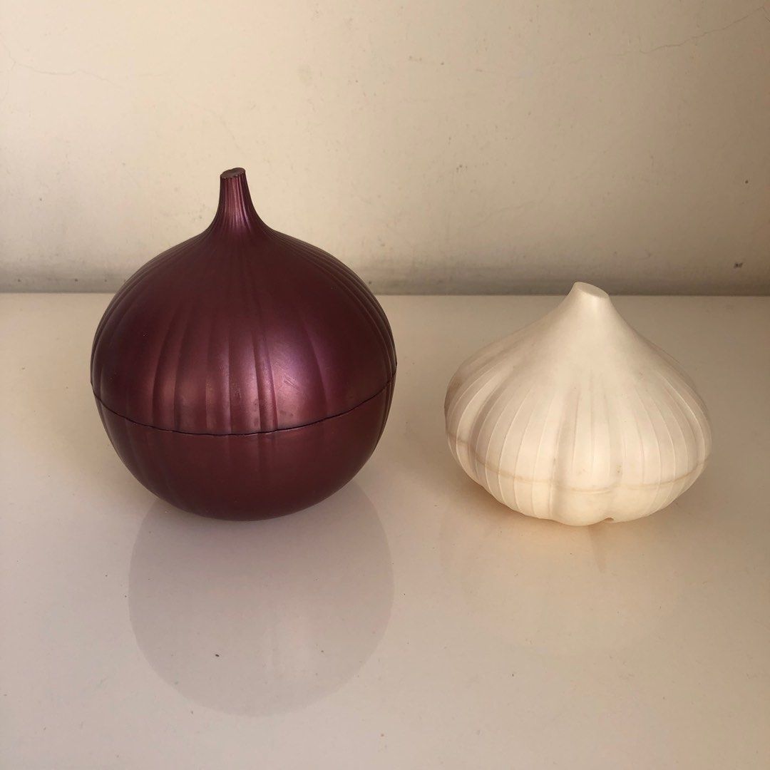 Onion and Garlic Holders x 2, Furniture & Home Living, Kitchenware
