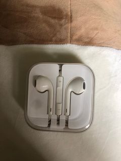 (Category: ) located in . Submitted by jiixngyi (Listing ID 1198737630, Image 1). Description: .