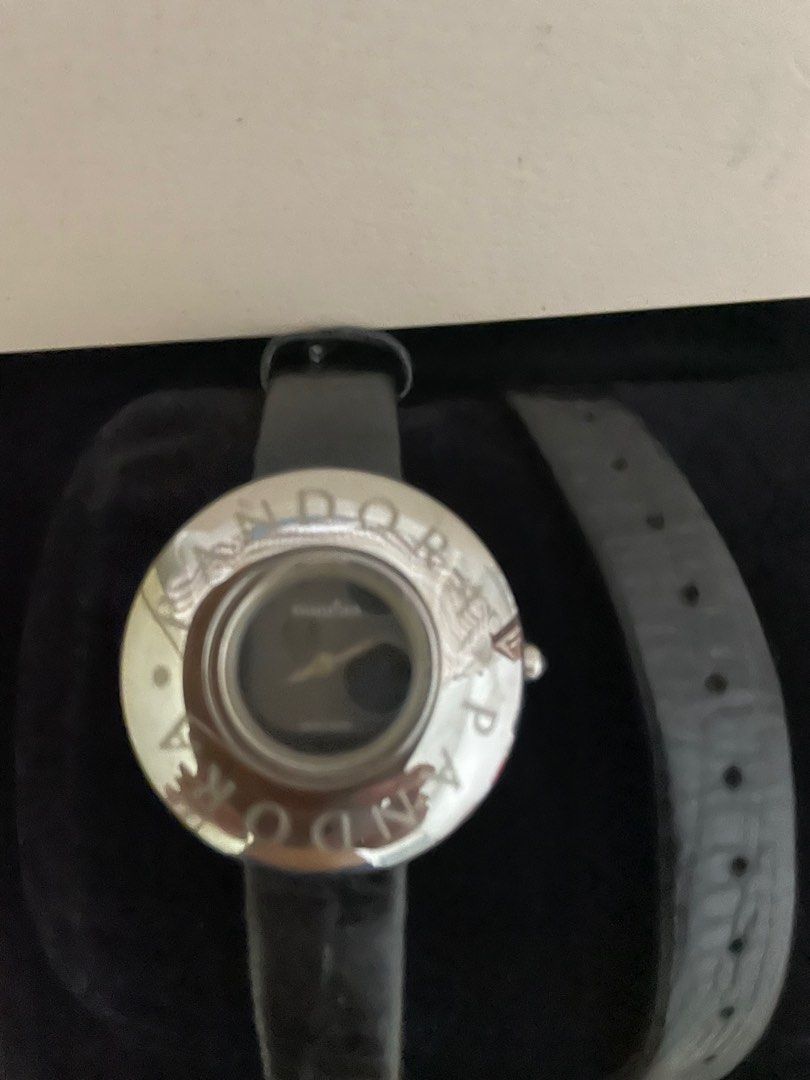 Original Limited Edition PANDORA watch set with extra 1 strap and 5