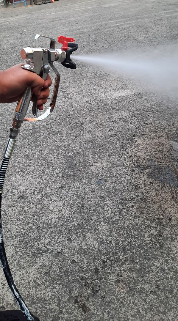 Ozito Airless Paint Sprayer, Commercial & Industrial, Construction