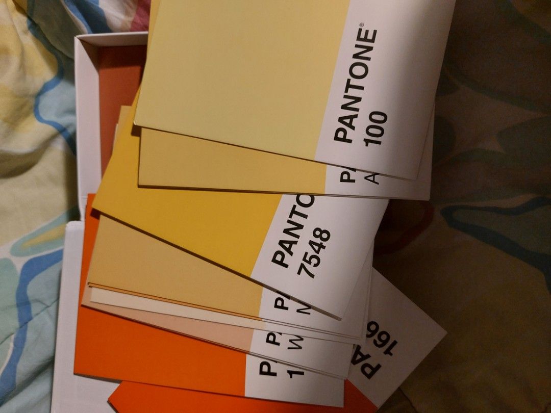 Pantone Postcard Box: 100 Postcards