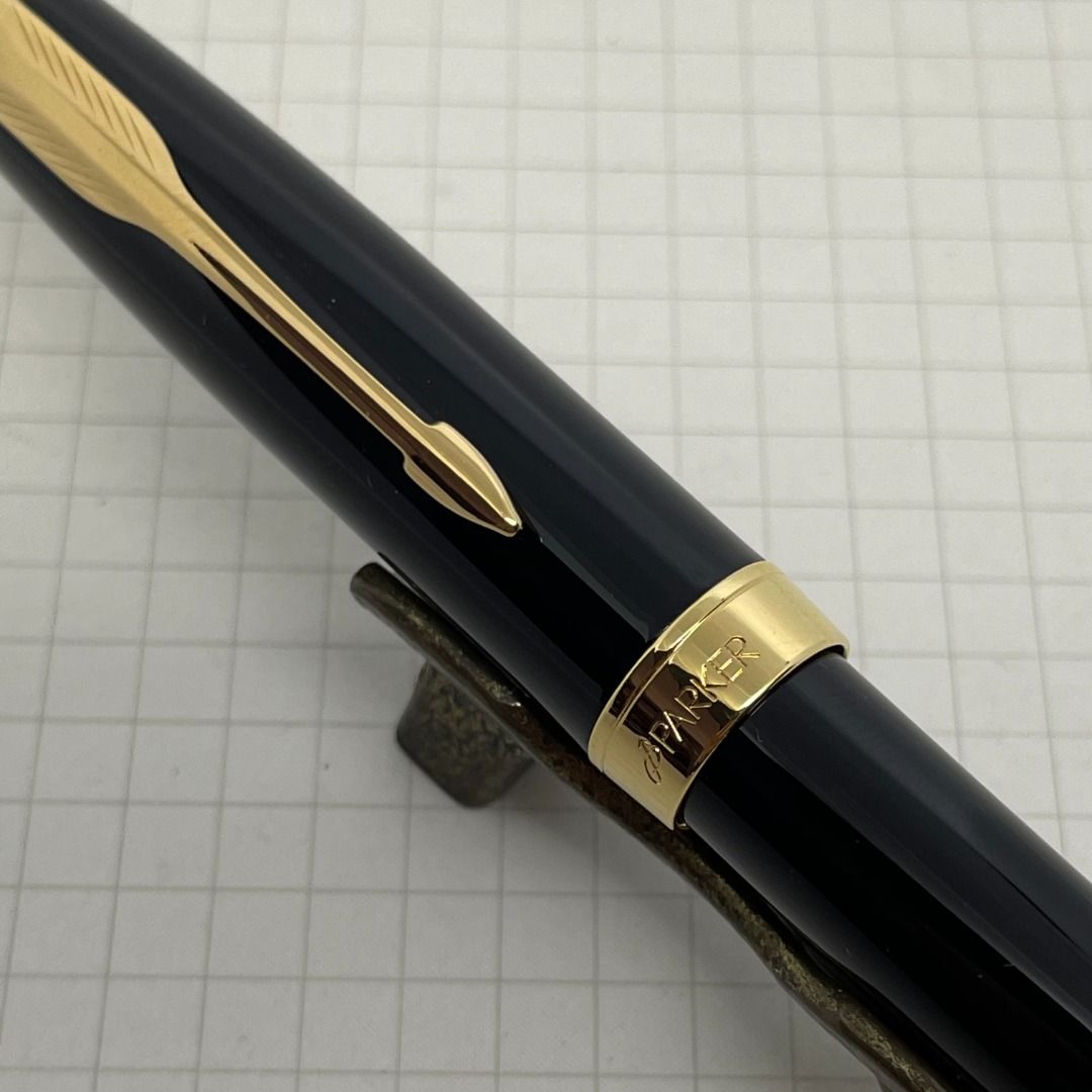 Parker Fountain Pen Made in France 18K Gold Nib, Luxury