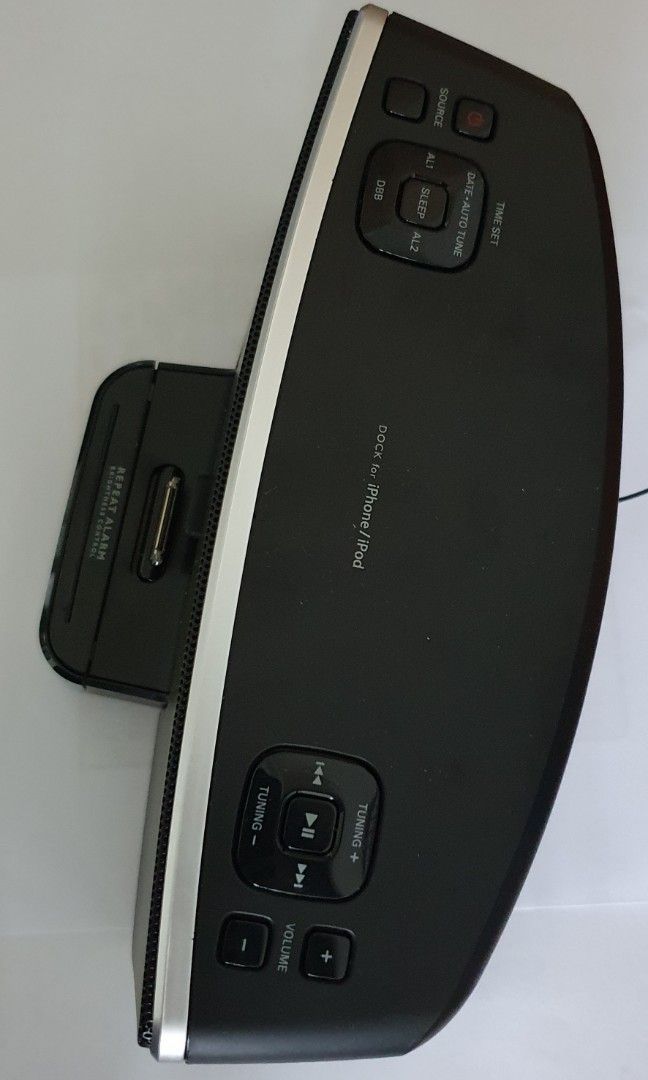 Philips Clock Radio for iphone / iPod Brand New, Audio, Portable