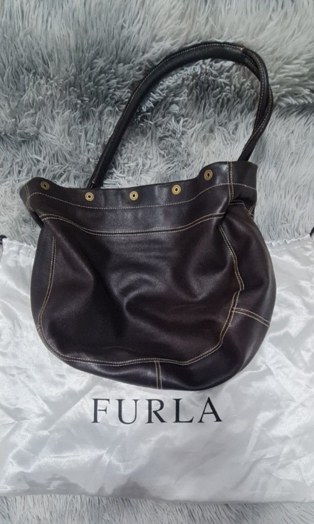 Pre owned: Furla Vintage Tote (Category: Luxury Bags & Wallets) located in Binan City. Submitted by thefayeshop (Listing ID 1198820288, Image 1). Description: .