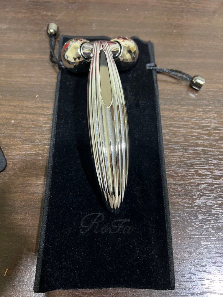 Refa Carat Ray Face, Health & Nutrition, Massage Devices on Carousell