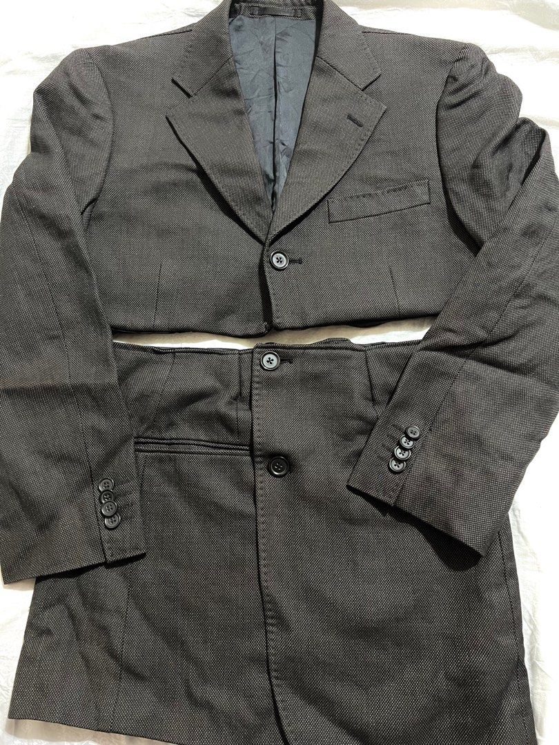 Reworked Crop Blazer and Skirt Coordinates (Category: Sets or Coordinates) located in Valenzuela. Submitted by dailyfinds.ph (Listing ID 1198863418, Image 1). Description: Reworked Crop Blazer and Skirt Coordinates Thick fabric With shoulder pads Can fit to small (but kinda loose) Best fit to medium to large.