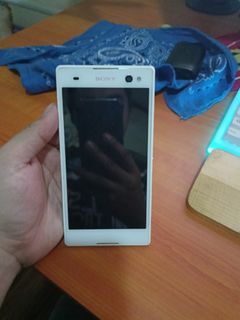 Sony Xperia C3 Dual (Lady Owned)