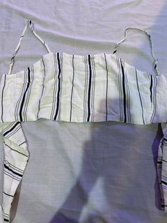 Tied back top