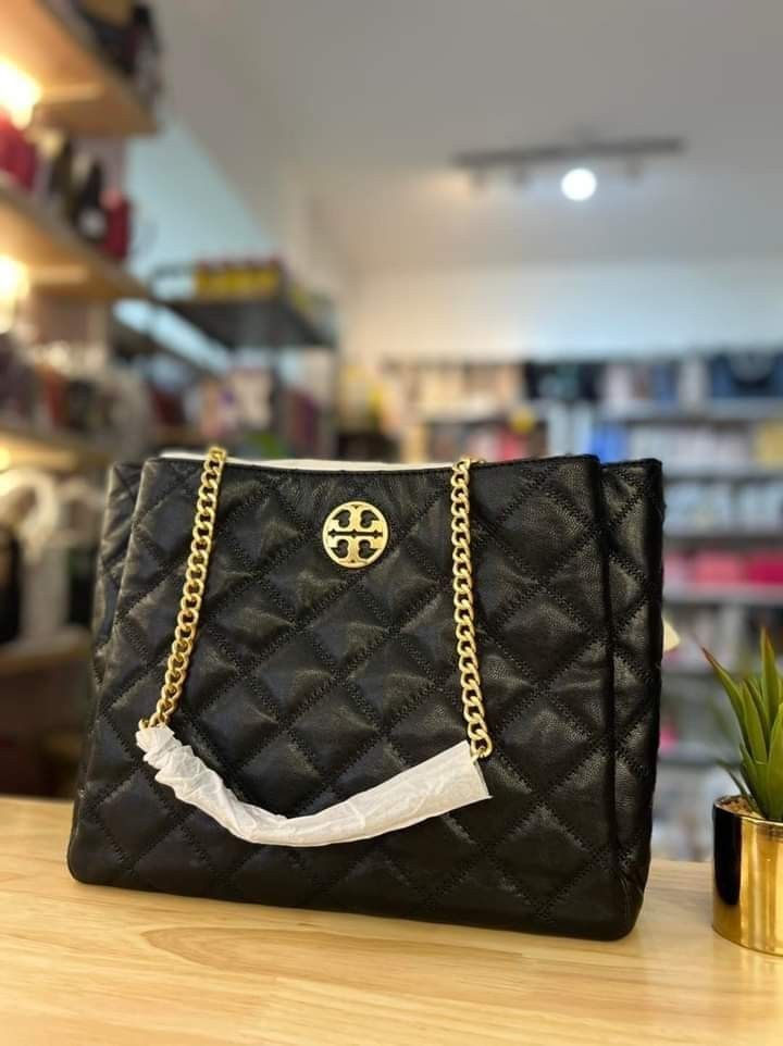 Authentic Tory Burch Chain Bag Tote, Luxury, Bags & Wallets on Carousell