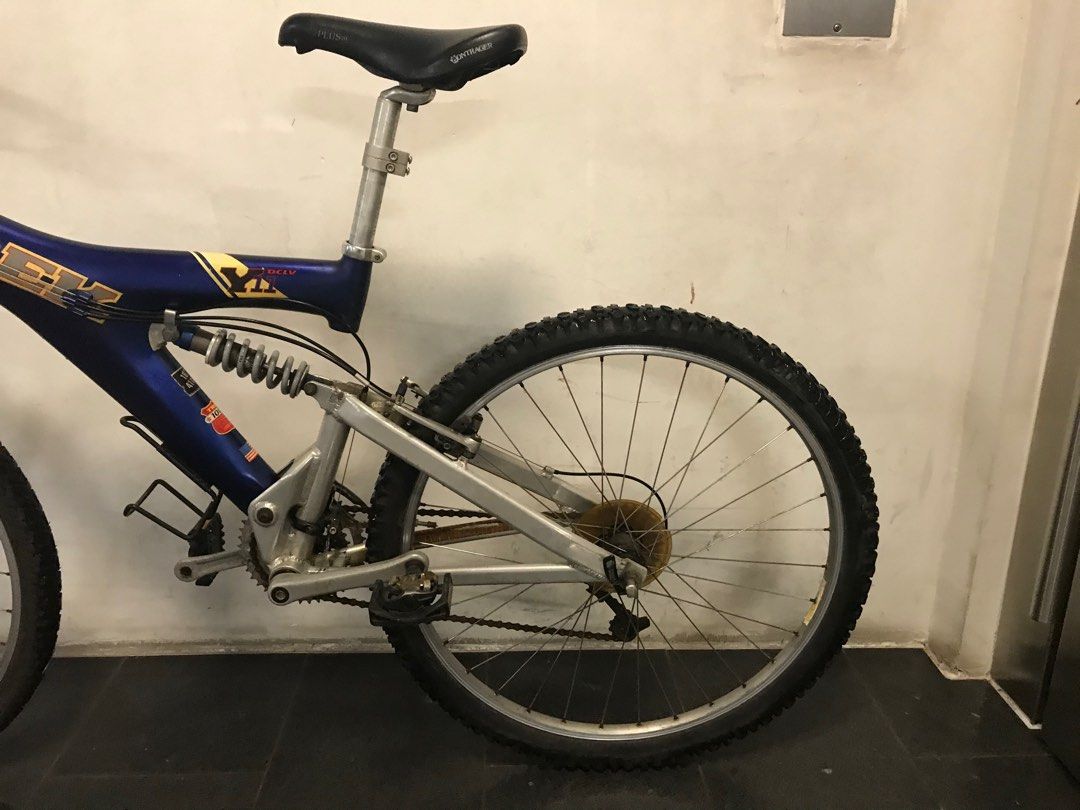 trek y11 for sale
