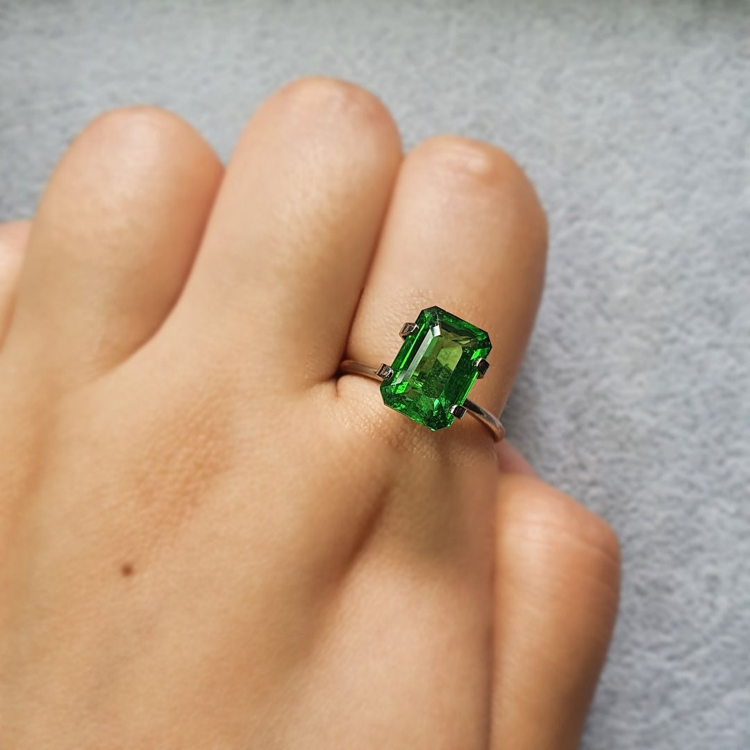 Garnet emerald ring shop