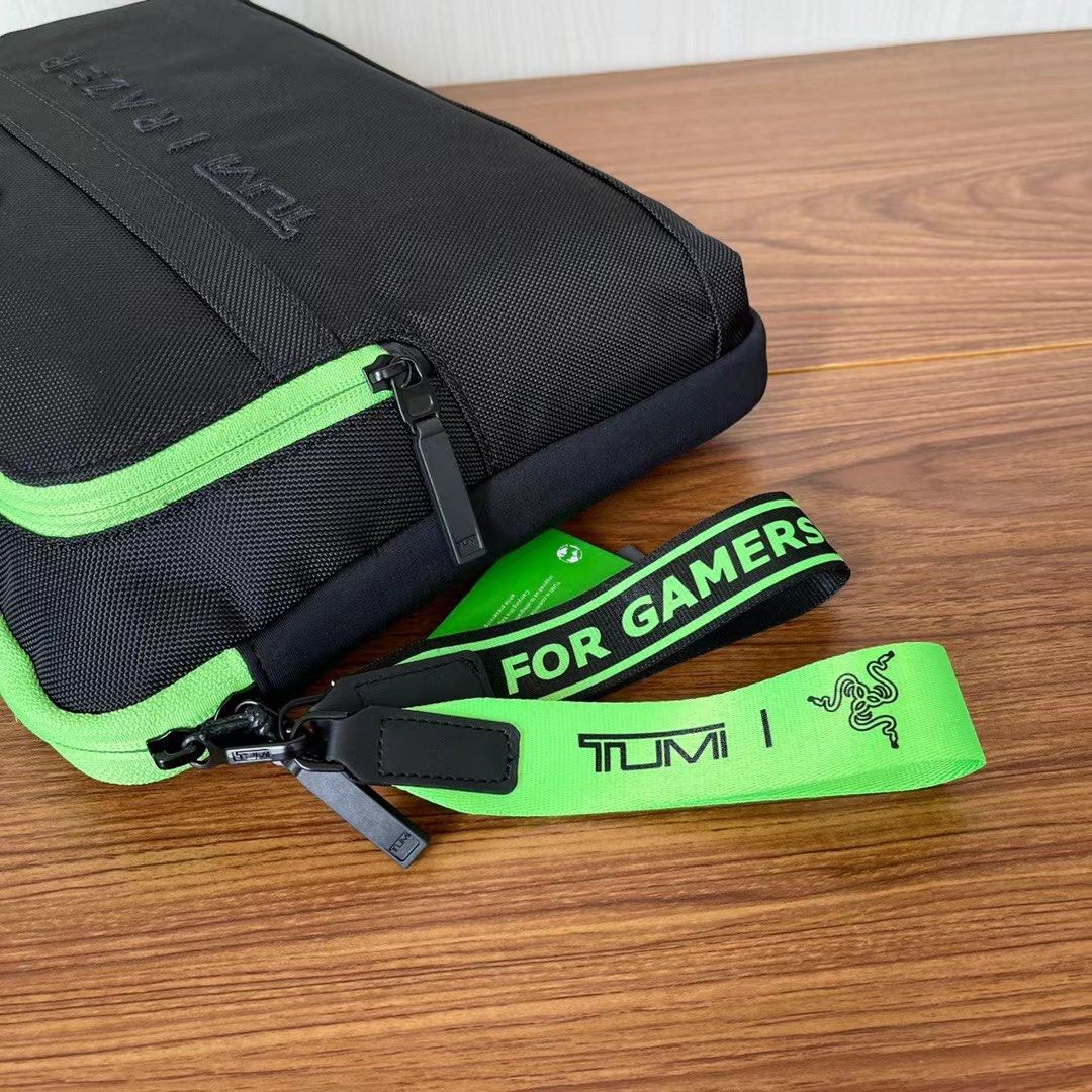 Tumi Ballistic Nylon Razer Laptop bag, Men's Fashion, Bags, Belt bags