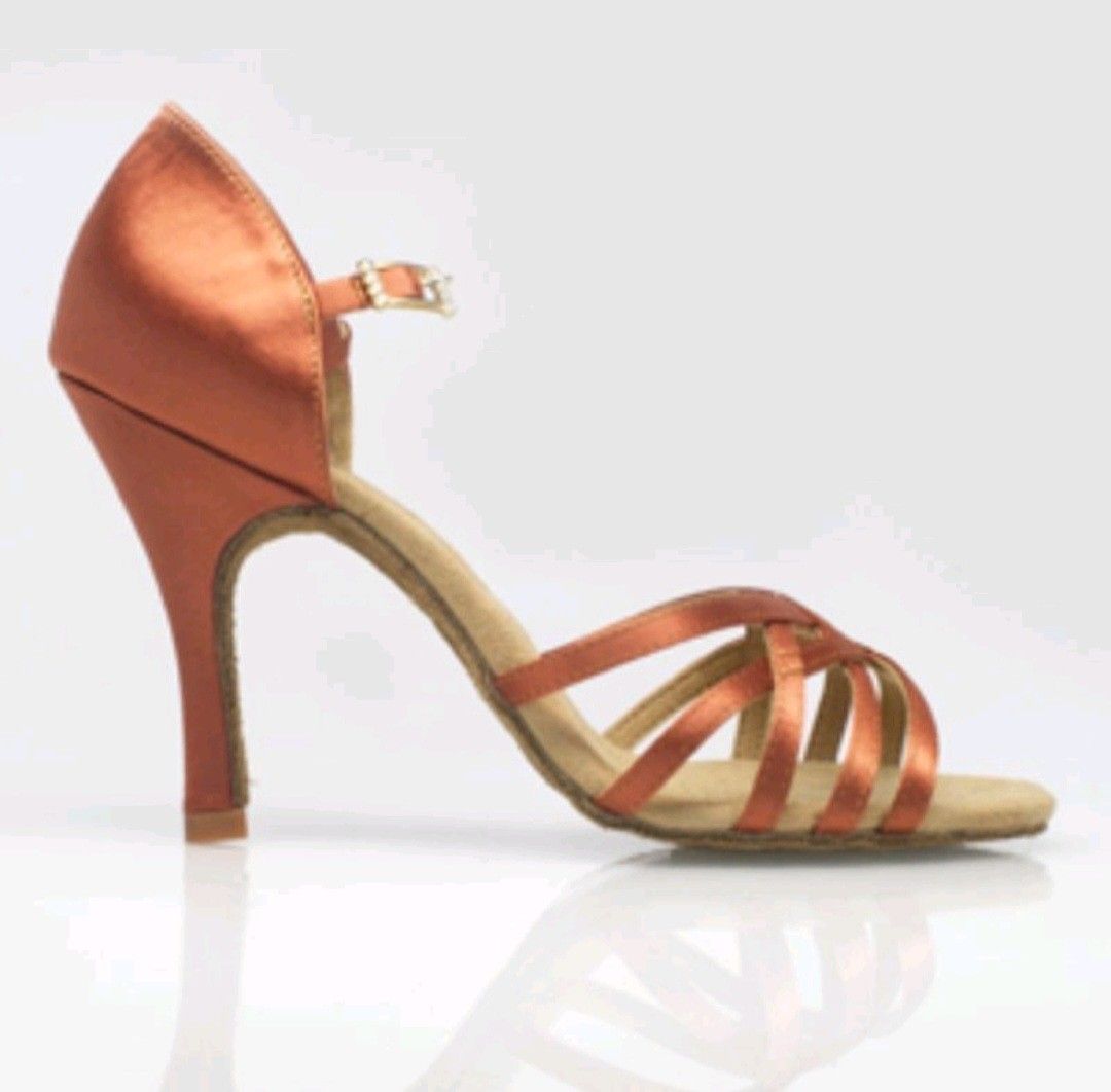 UK 5.5 fits a UK 6 Ladies Latin Performance Dance Shoes By Ray