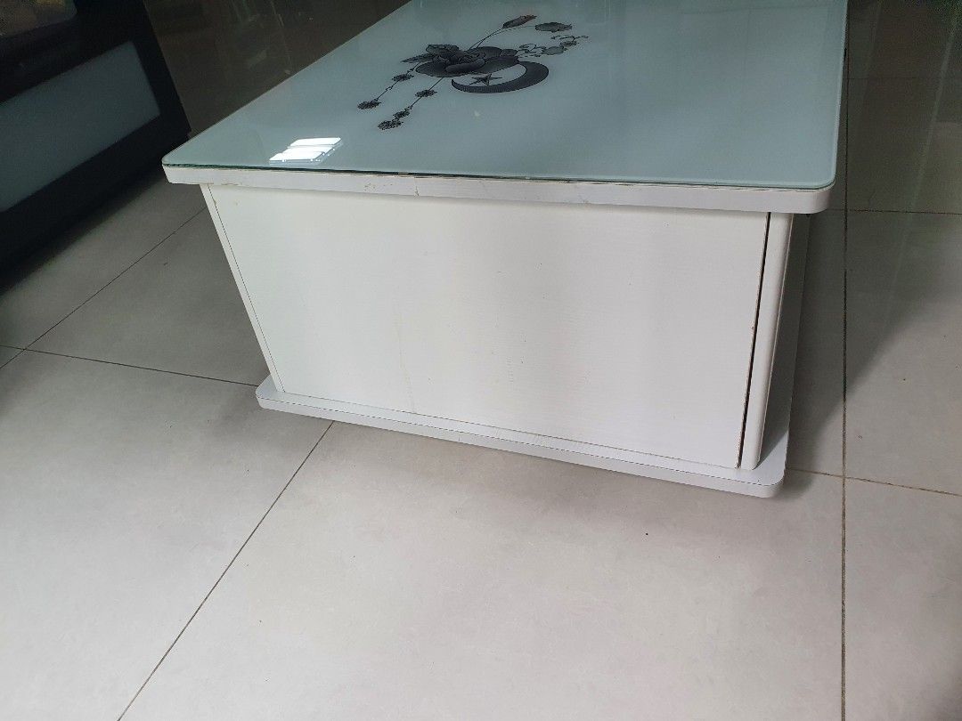 Used coffee table for sell, Furniture & Home Living, Furniture, Other