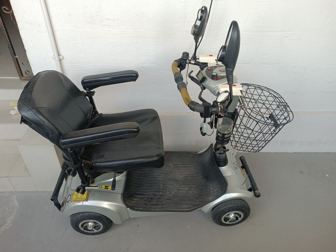 Used Motorized Wheelchair, Health & Nutrition, Assistive & Rehabilatory