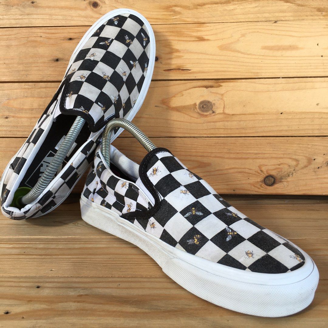 VANS SLIP ON CHECKERBOARD BEE
