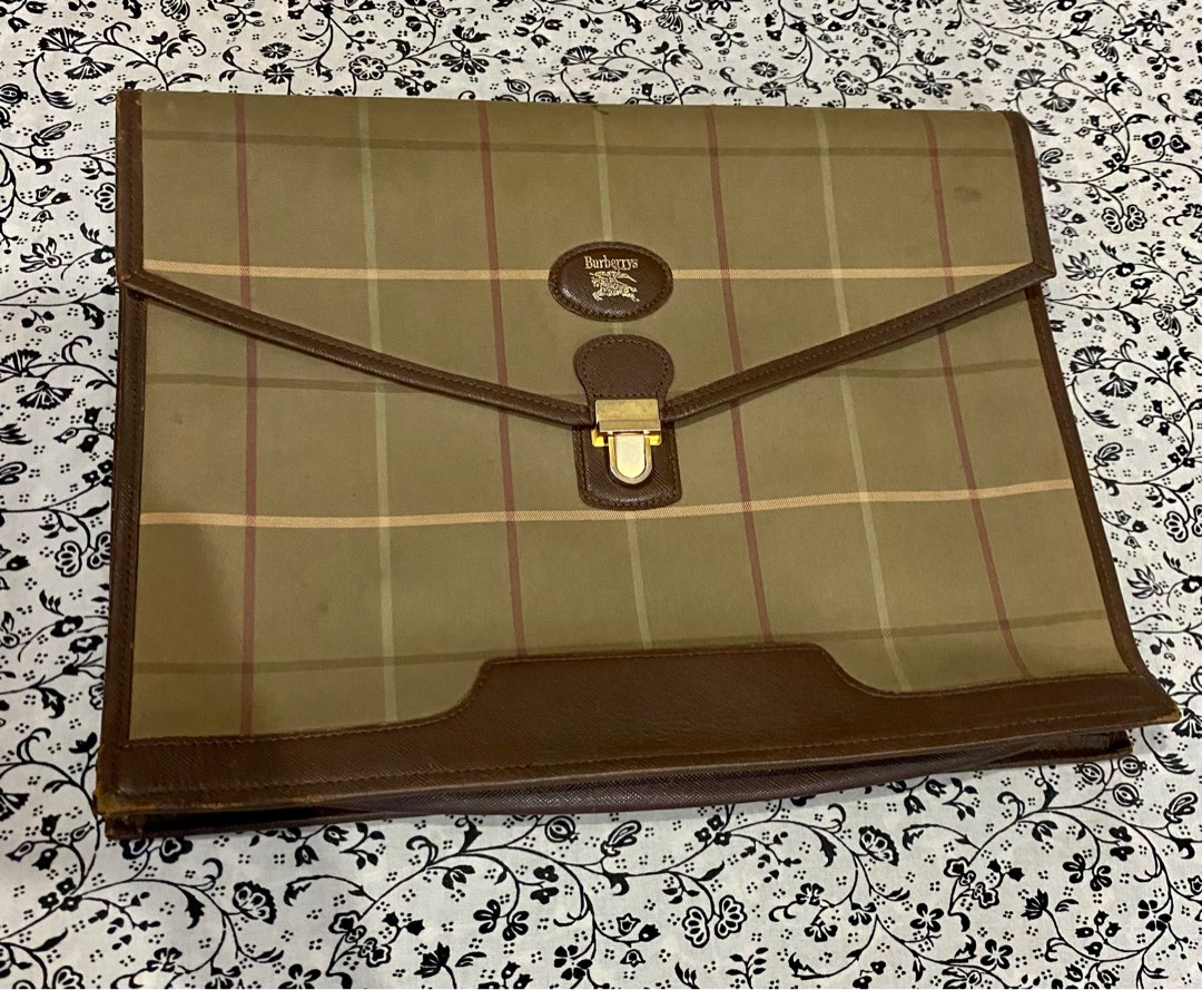 Burberry sales document bag