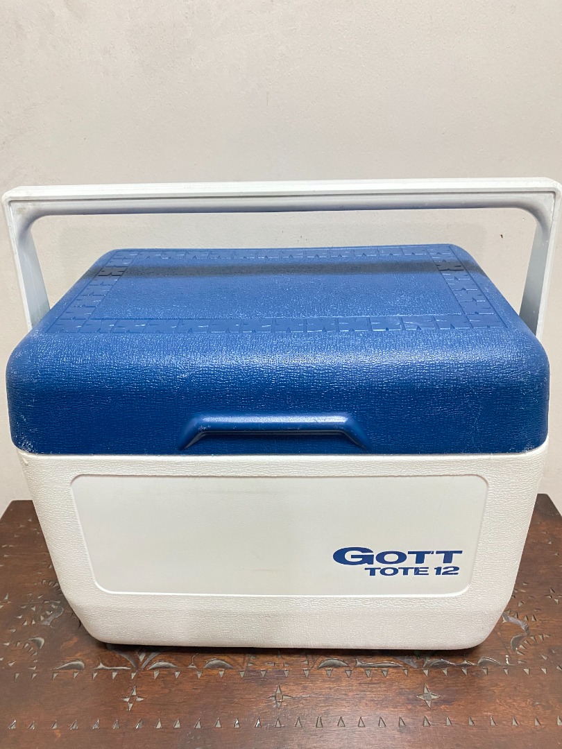 Vintage Gott Tote 12 Cooler White w Blue Cover