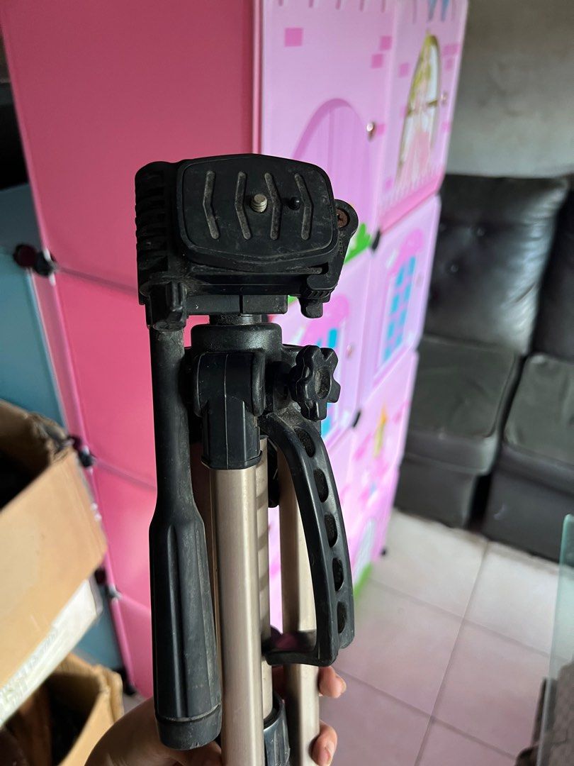 Vivitar VPT 1200, Photography, Photography Accessories, Tripods