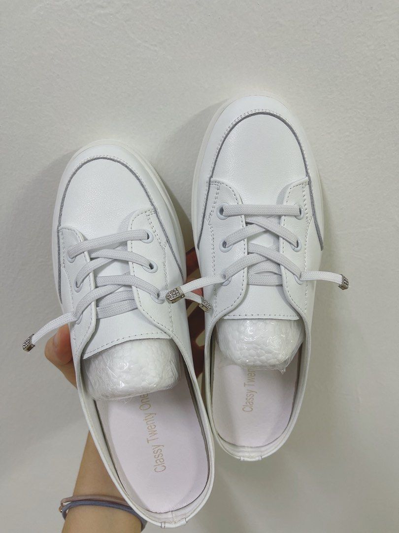 White classy new arrivals shoes