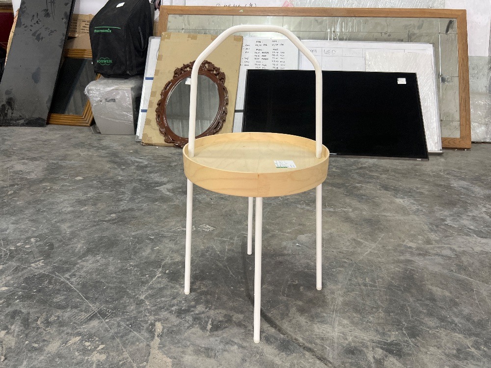 Wooden Frame Side Table White Colour / Bingkai Kayu Meja Sisi Warna