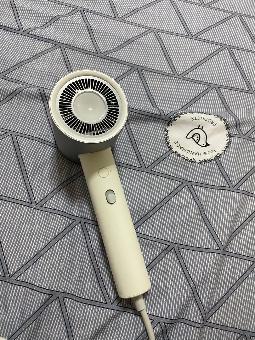 Xiaomi Hair Dryer H500, Women's Fashion, Watches & Accessories, Hair