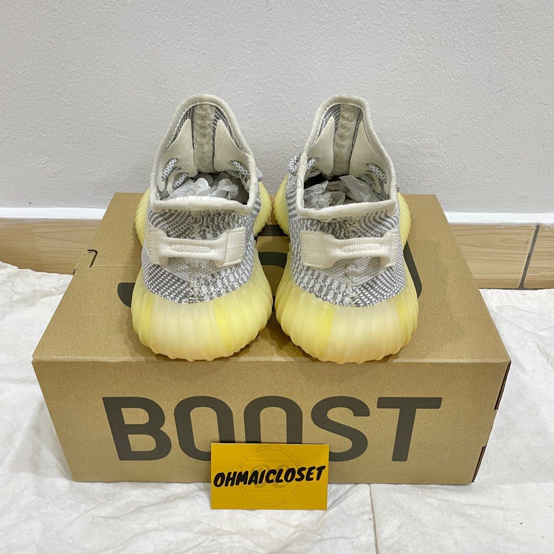 YEEZY Boost 350 V2 Static (Non-Reflective), Men's Fashion, Footwear,  Sneakers on Carousell