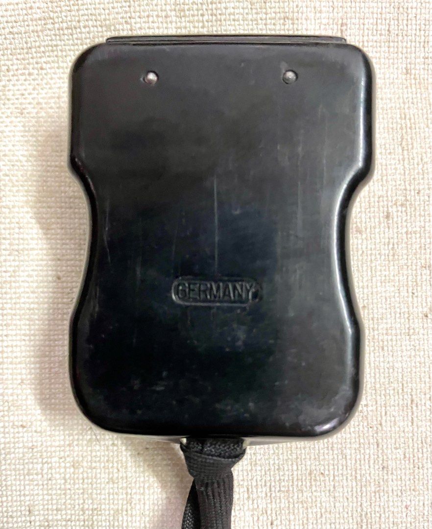 1948's Weigand Actino Germany Light Meter / Exposure Meter with Leather