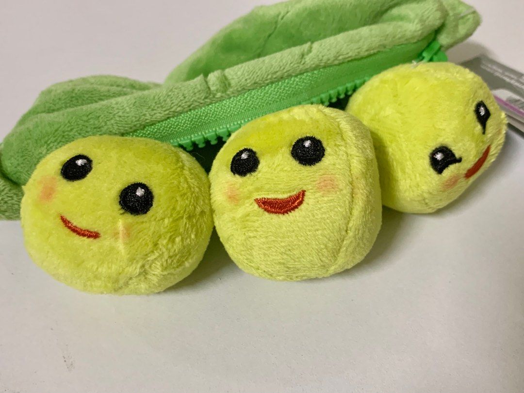 3 Peas in a Pod Plush Toy Keychain from Disneyland, Hobbies & Toys