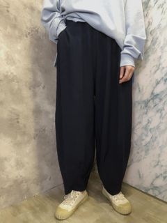 打褶修身休閒棉褲/深藍