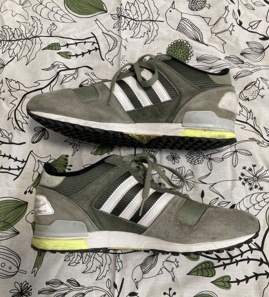 Adidas zx 700 size hotsell