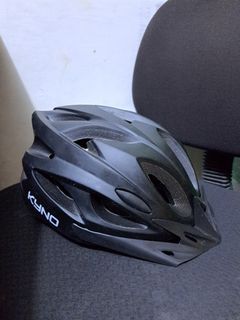 Bike helmet with free bike lock