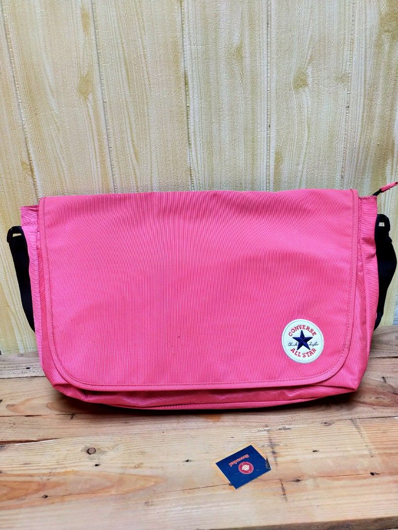 Pink converse messenger bag hot sale