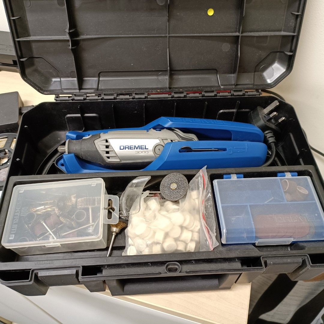 Dremel 3000 w/ Flex Shaft and assorted bits, Hobbies & Toys, Stationery