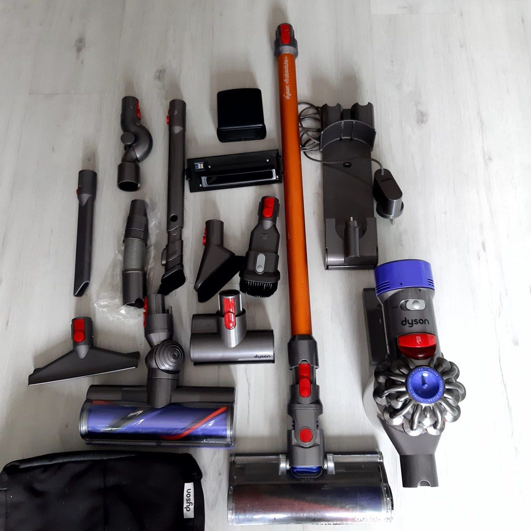 Dyson V8 Absolute+, TV & Home Appliances, Vacuum Cleaner & Housekeeping