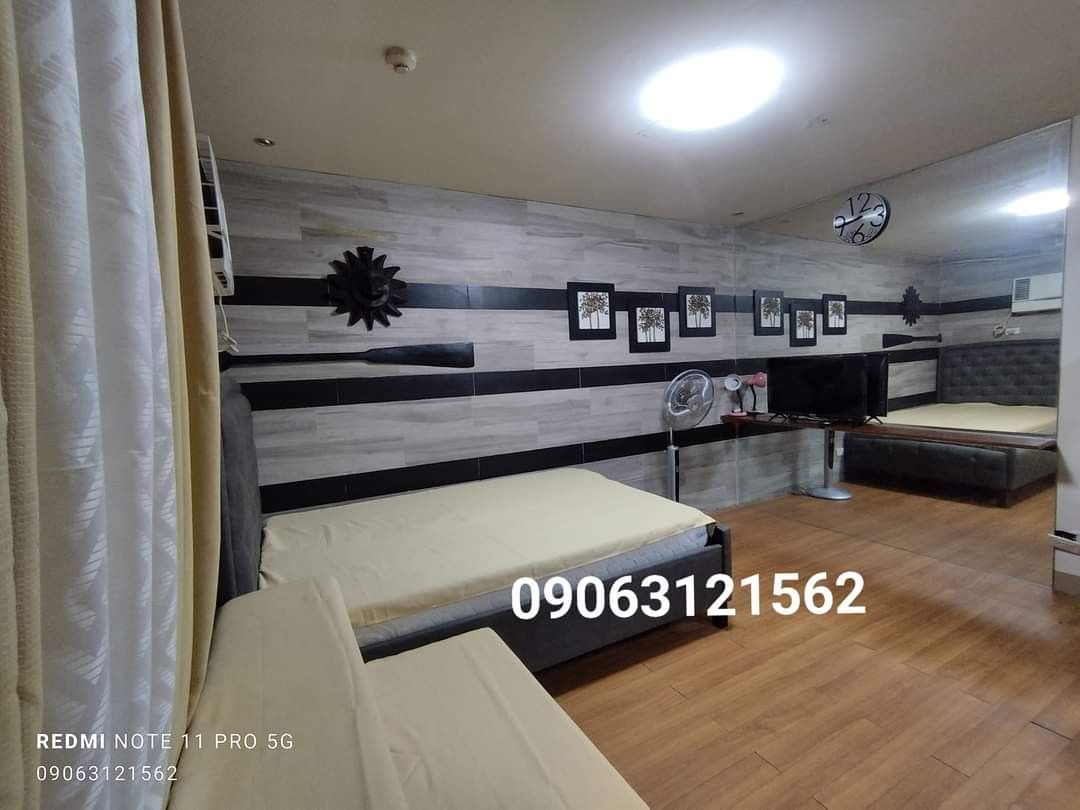 #forsale CONDO#HamptonGardensCondominium (Category: Apartments & Condos) located in Pasig City. Submitted by jovelyn.daniel (Listing ID 1199018420, Image 1). Description: forsale 1,700,000 CONDO#HamptonGardensCondominium Located at Gate 1 100 C raymundo maybunga pasig Gate 2 Dr.sixto antonio avenue maybunga pasig Landmark beside maybunga elementary school Studio furnished including appliances and furnitures For viewing please contact 09063121562 
