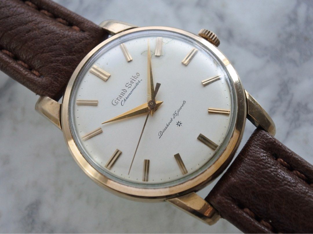 Grand Seiko 3180 First Carved Dail J14070, Luxury, Watches on Carousell