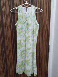 Green Floral Print Sleeveless Shift Dress