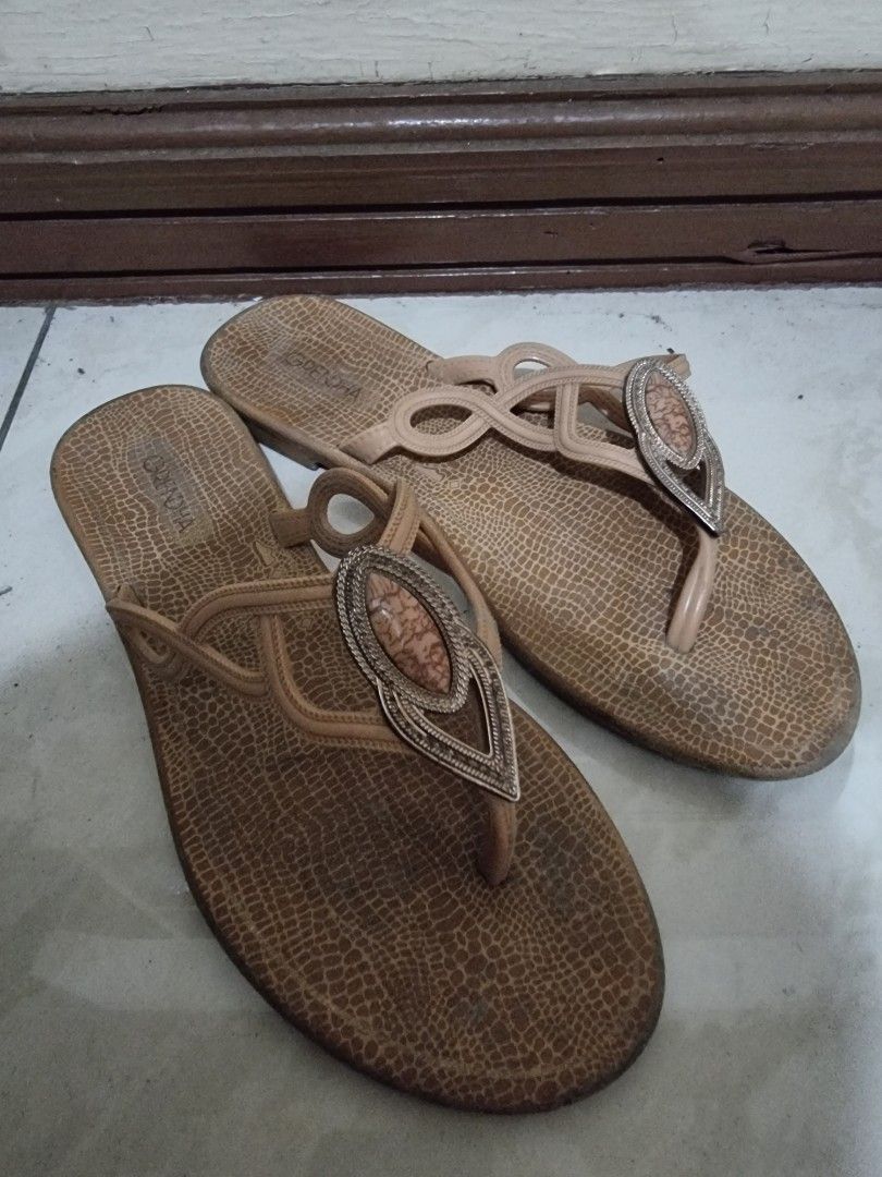 Grendha slippers deals