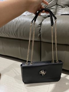 Guess shoulder bag black