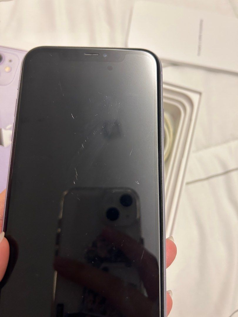 iPhone 11 128gb (Category: iPhone 11 Series) located in Cebu City. Submitted by beeshops (Listing ID 1198997234, Image 3). Description: Slight scratches on screen Comes with box and charger Face ID & True Tone working Battery Health: 78%.