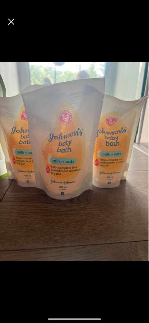 Johnson and johnson body wash, Babies & Kids, Bathing & Changing, Baby