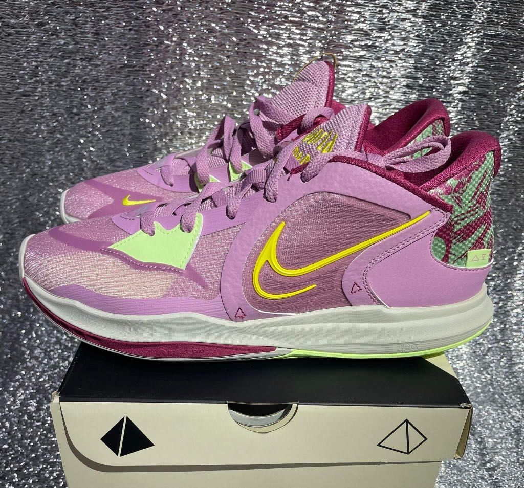Pink and deals purple kyries