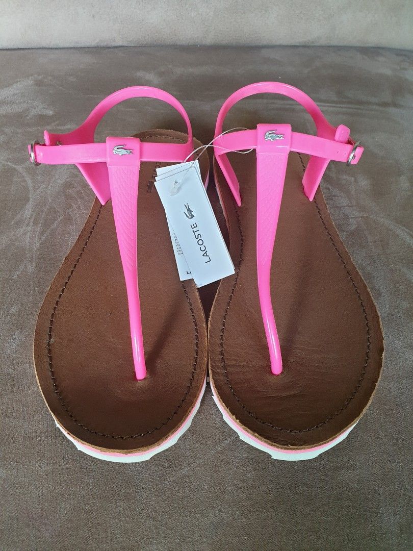 Lacoste thong outlet flip flops